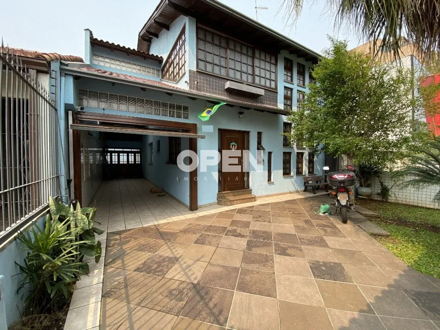 Foto 1 de Sobrado com 4 Quartos para alugar, 340m² em Marechal Rondon, Canoas