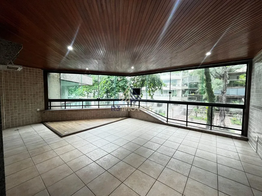 Foto 1 de Apartamento com 3 Quartos à venda, 140m² em Recreio Dos Bandeirantes, Rio de Janeiro