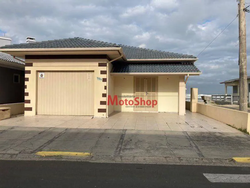 Foto 1 de Casa com 2 Quartos para alugar, 155m² em Erechim, Balneário Arroio do Silva