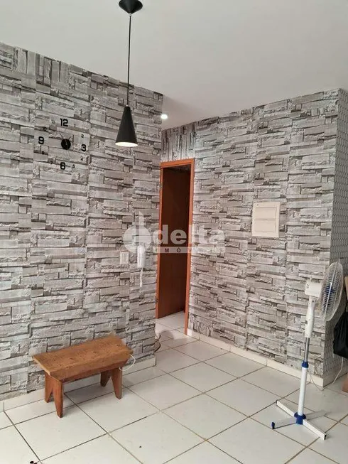 Foto 1 de Apartamento com 2 Quartos à venda, 68m² em Residencial Lago Azul, Uberlândia