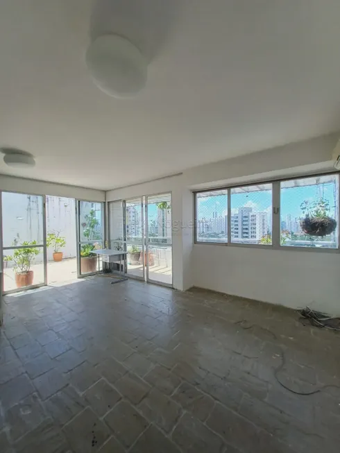 Foto 1 de Apartamento com 4 Quartos à venda, 258m² em Santana, Recife