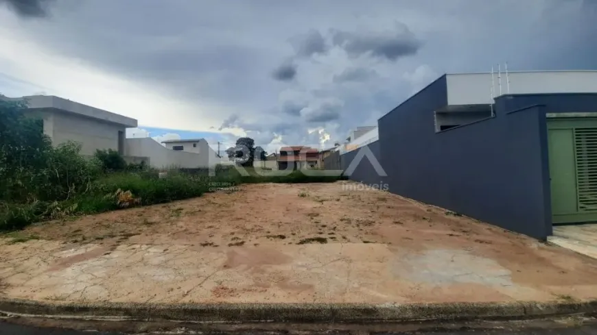 Foto 1 de Lote/Terreno à venda, 299m² em Jardim de Cresci, São Carlos