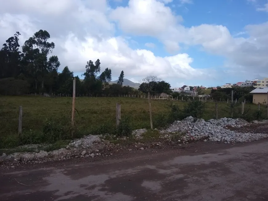 Foto 1 de Lote/Terreno à venda, 1480m² em Areias Do Meio, Governador Celso Ramos