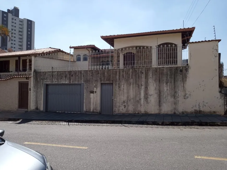 Foto 1 de Casa com 4 Quartos à venda, 170m² em Brasileia, Betim