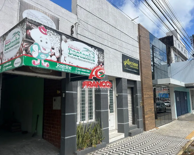 Foto 1 de Casa com 10 Quartos para venda ou aluguel, 10m² em Petrópolis, Natal