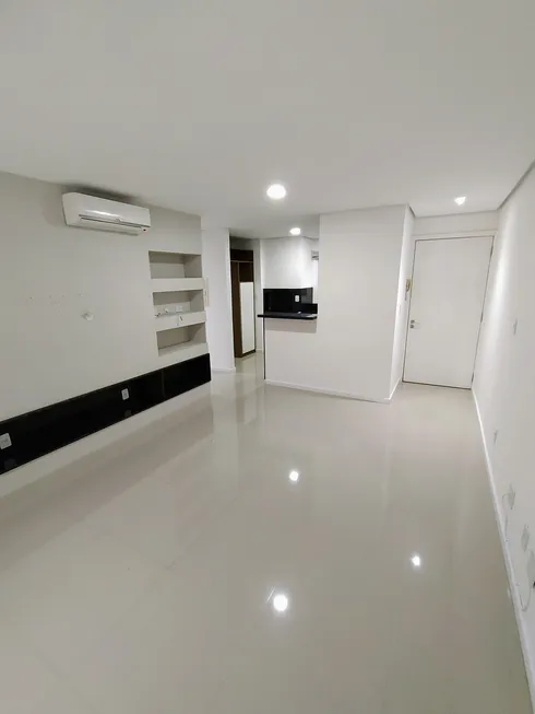 Foto 1 de Apartamento com 2 Quartos para alugar, 61m² em São João, Porto Alegre