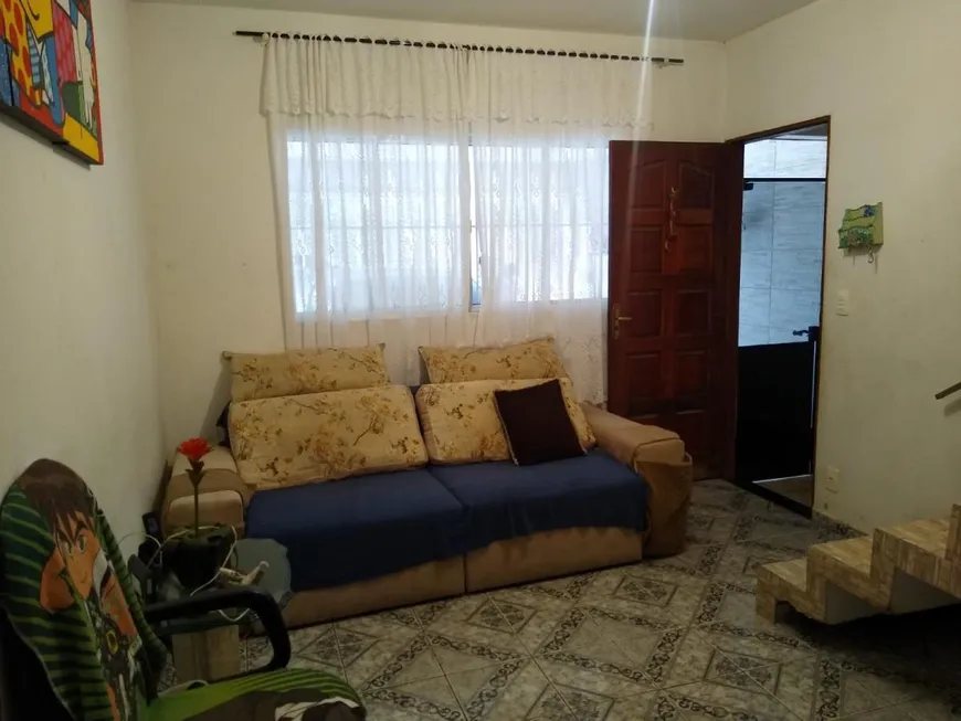 Foto 1 de Sobrado com 3 Quartos à venda, 126m² em Parque Gerassi, Santo André