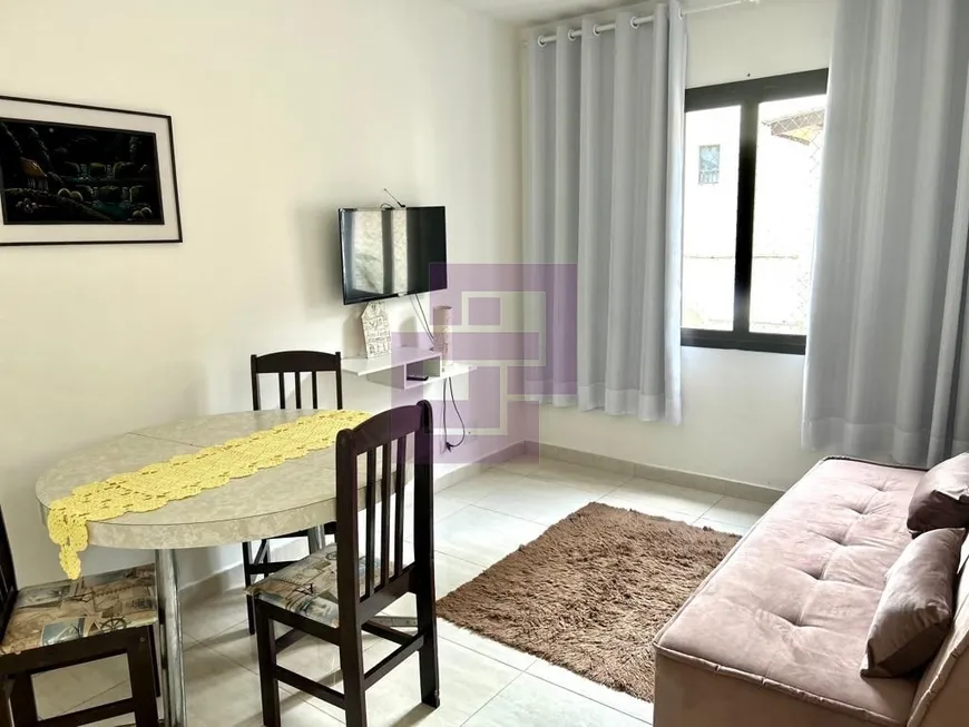 Foto 1 de Apartamento com 1 Quarto à venda, 55m² em Jardim Las Palmas, Guarujá