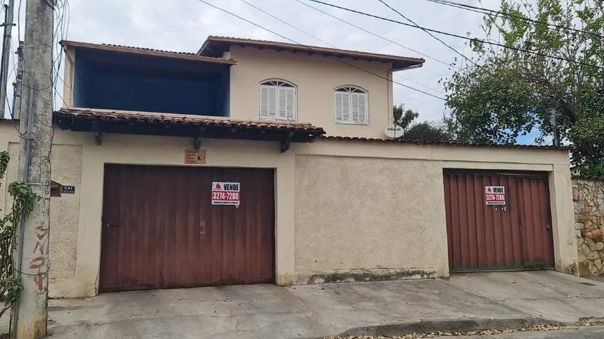 Foto 1 de Casa com 5 Quartos à venda, 360m² em Satélite, Belo Horizonte