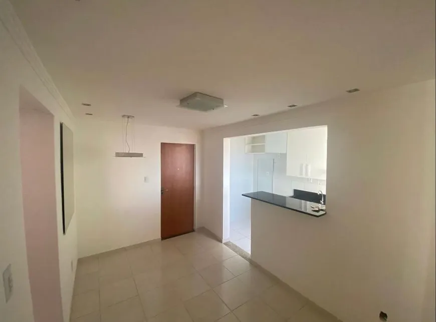 Foto 1 de Apartamento com 2 Quartos à venda, 55m² em Caji, Lauro de Freitas