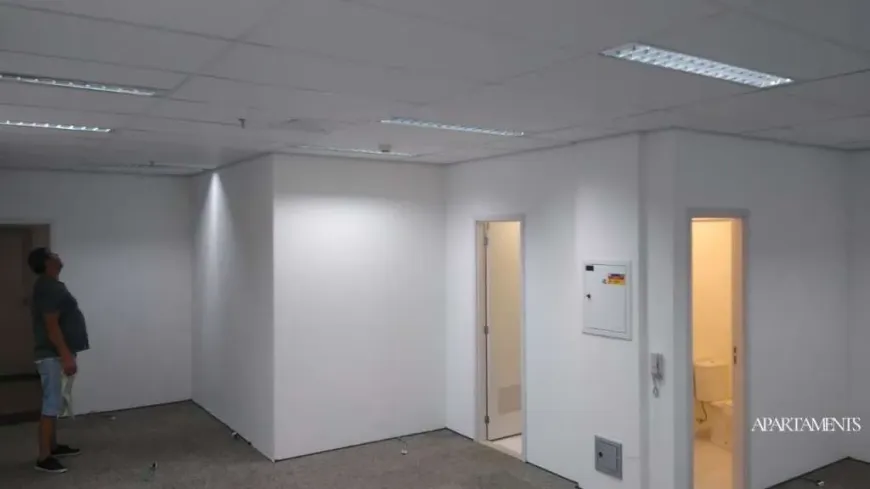 Foto 1 de Sala Comercial para alugar, 60m² em Alphaville, Barueri