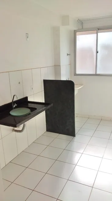 Foto 1 de Apartamento com 2 Quartos à venda, 46m² em Parque Esplanada III, Valparaíso de Goiás