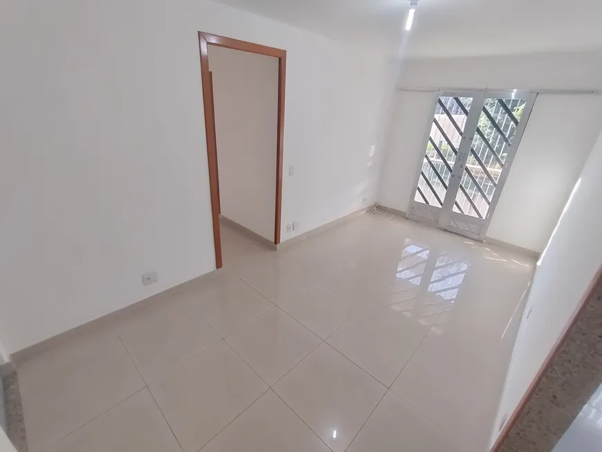 Foto 1 de Apartamento com 2 Quartos à venda, 48m² em Campo Grande, Rio de Janeiro