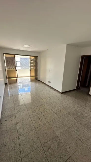 Foto 1 de Apartamento com 4 Quartos à venda, 119m² em Caminho Das Árvores, Salvador