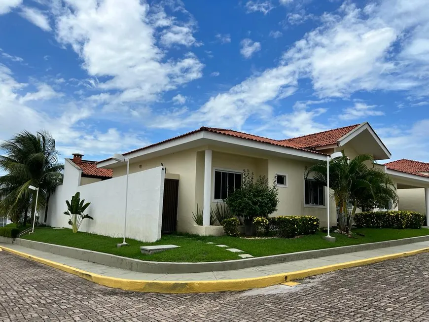 Foto 1 de Casa de Condomínio com 3 Quartos à venda, 250m² em Olho d'Água, São Luís