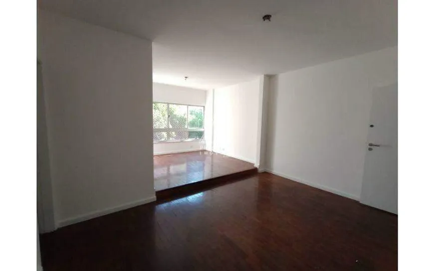 Foto 1 de Apartamento com 3 Quartos à venda, 88m² em Copacabana, Rio de Janeiro
