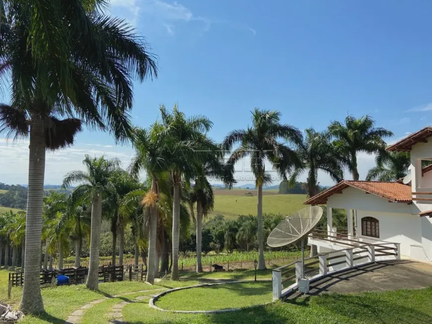 Foto 1 de Fazenda/Sítio com 5 Quartos à venda, 800m² em Espirito Santo, Paraibuna