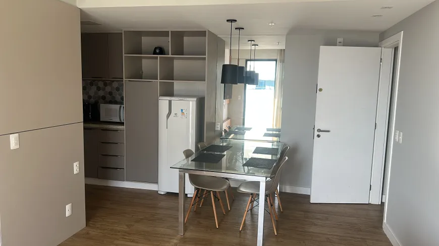 Foto 1 de Apartamento com 2 Quartos para alugar, 63m² em Caminho Das Árvores, Salvador