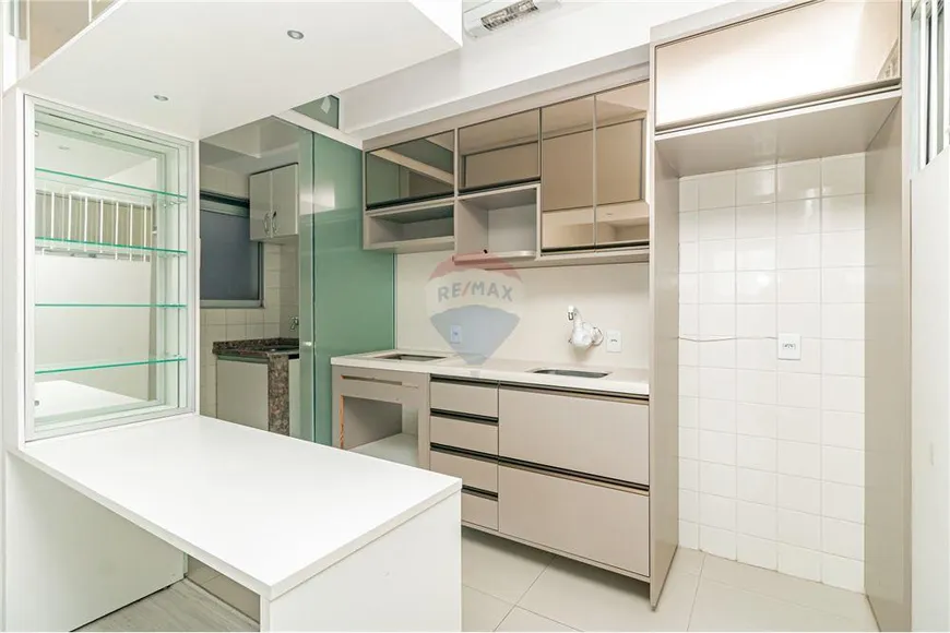 Foto 1 de Apartamento com 2 Quartos à venda, 45m² em Sarandi, Porto Alegre