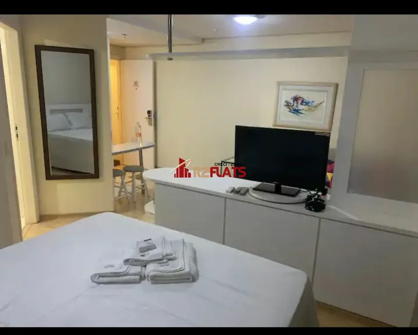 Foto 1 de Flat com 1 Quarto à venda, 30m² em Moema, São Paulo