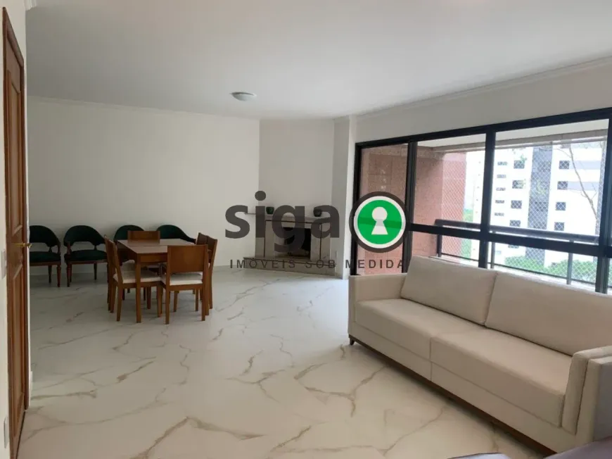 Foto 1 de Apartamento com 4 Quartos à venda, 226m² em Morumbi, São Paulo