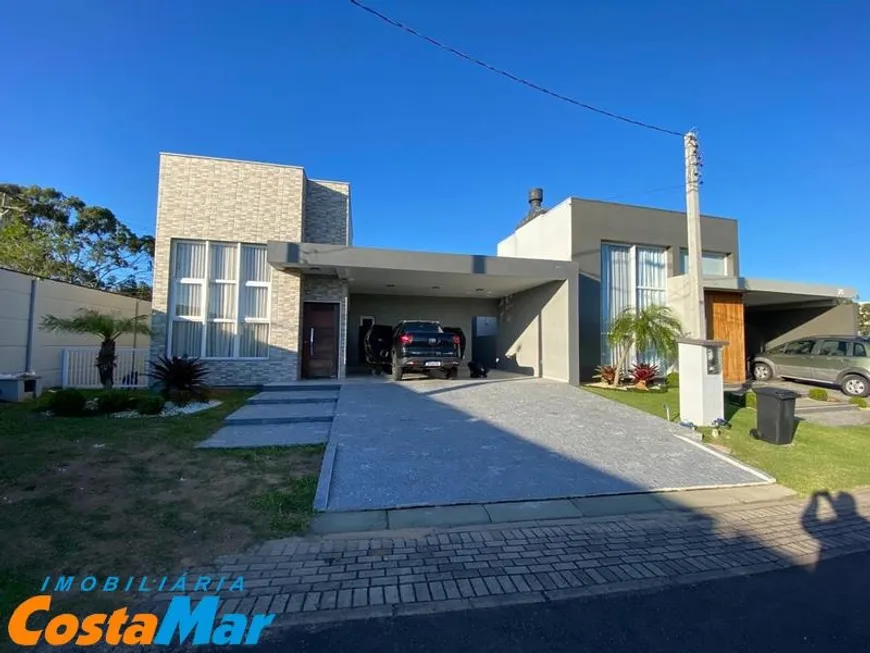 Foto 1 de Casa com 3 Quartos à venda, 150m² em Centro, Tramandaí