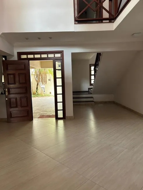 Foto 1 de Casa com 3 Quartos à venda, 220m² em Centro, Nova Lima