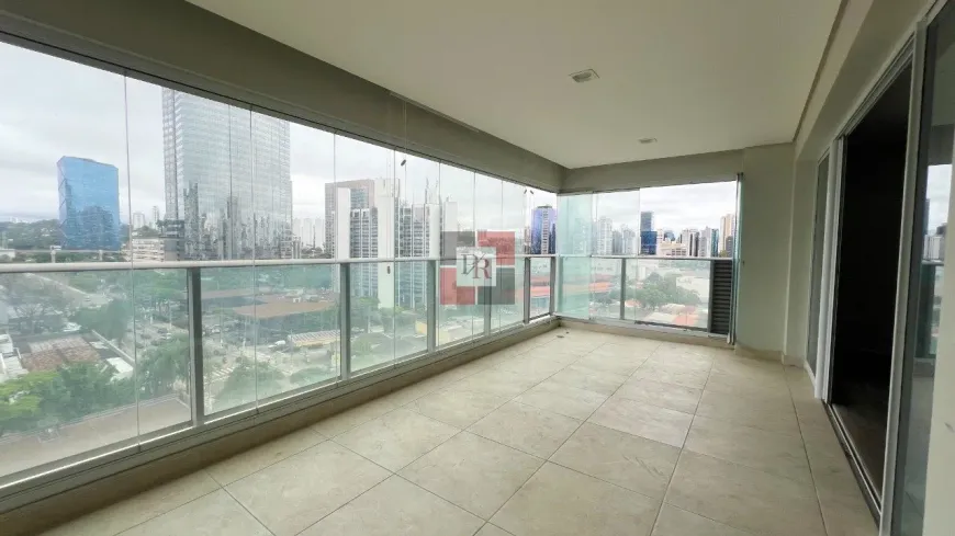 Foto 1 de Apartamento com 3 Quartos à venda, 134m² em Brooklin, São Paulo