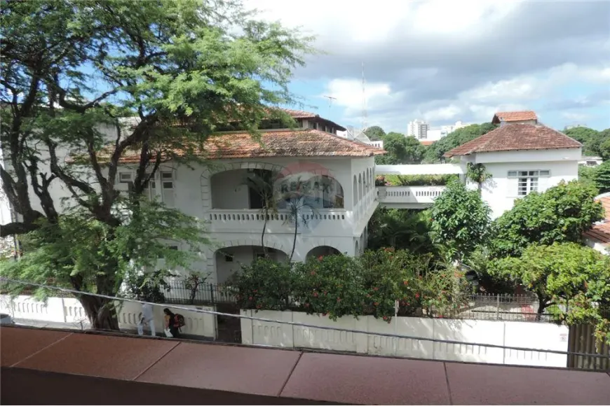 Foto 1 de Casa com 6 Quartos à venda, 587m² em Matatu, Salvador