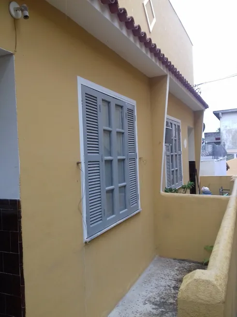 Foto 1 de Casa com 2 Quartos à venda, 60m² em Engenhoca, Niterói