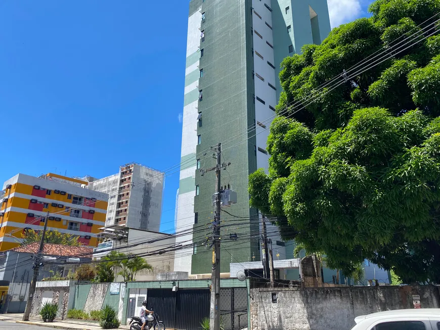 Foto 1 de Apartamento com 2 Quartos à venda, 56m² em Torre, Recife