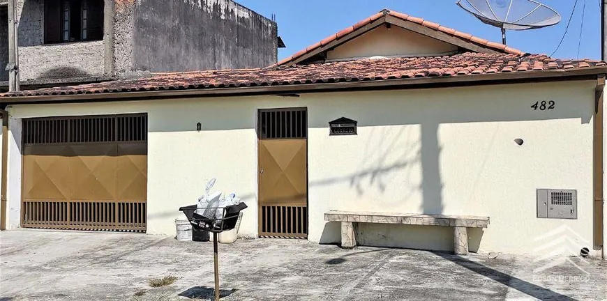 Foto 1 de Casa com 3 Quartos à venda, 129m² em Cidade Nova, Pindamonhangaba