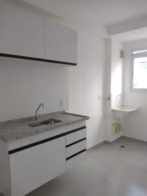 Foto 1 de Apartamento com 1 Quarto para alugar, 30m² em Vila Guilhermina, São Paulo