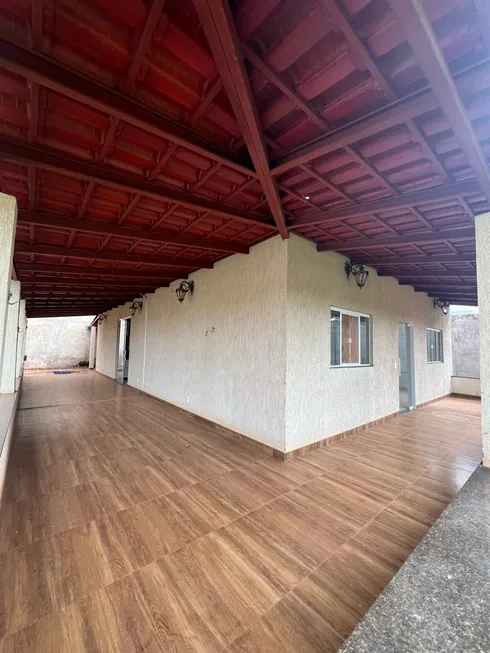 Foto 1 de Casa de Condomínio com 3 Quartos para alugar, 190m² em Setor Habitacional Jardim Botânico, Brasília