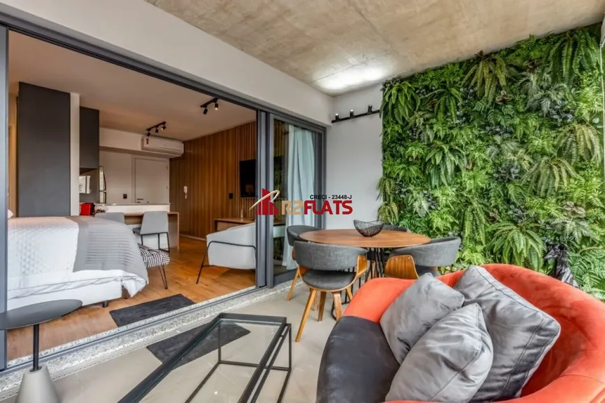 Foto 1 de Apartamento com 1 Quarto à venda, 45m² em Vila Nova Conceição, São Paulo