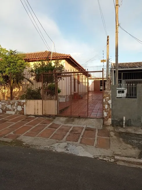 Foto 1 de Casa com 3 Quartos à venda, 119m² em Passo das Pedras, Porto Alegre