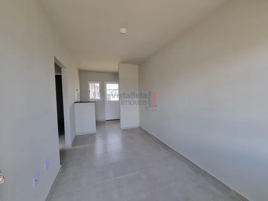 Foto 1 de Casa com 2 Quartos para alugar, 44m² em Feital, Pindamonhangaba