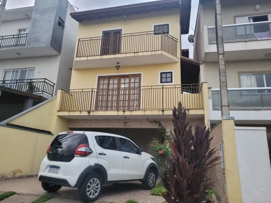 Foto 1 de Casa com 3 Quartos para alugar, 150m² em Villa Verde, Franco da Rocha