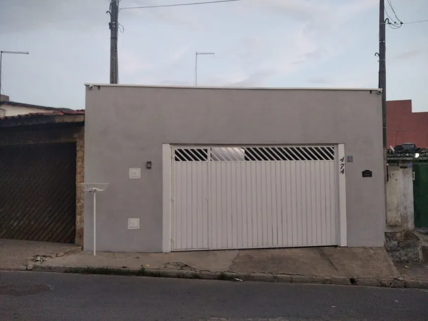 Foto 1 de Casa com 2 Quartos à venda, 130m² em Vila São Paulo, Mogi das Cruzes