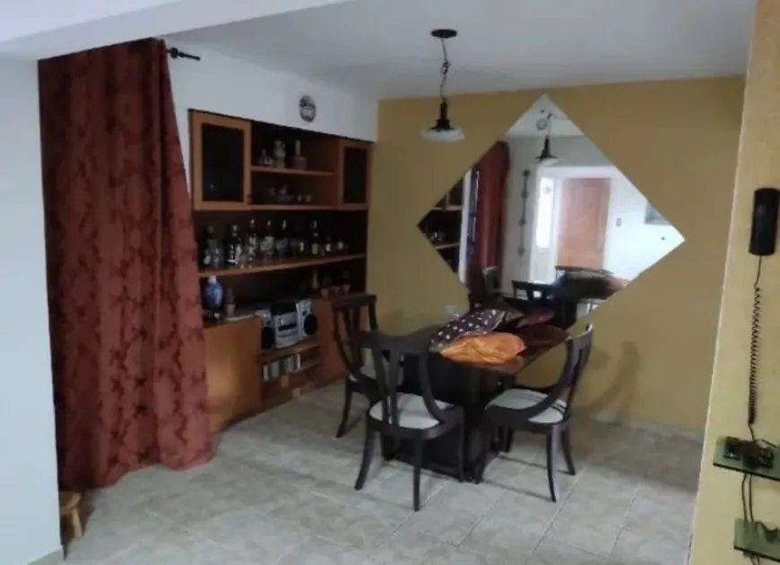 Foto 1 de Apartamento com 3 Quartos para alugar, 150m² em Santo Amaro, Recife