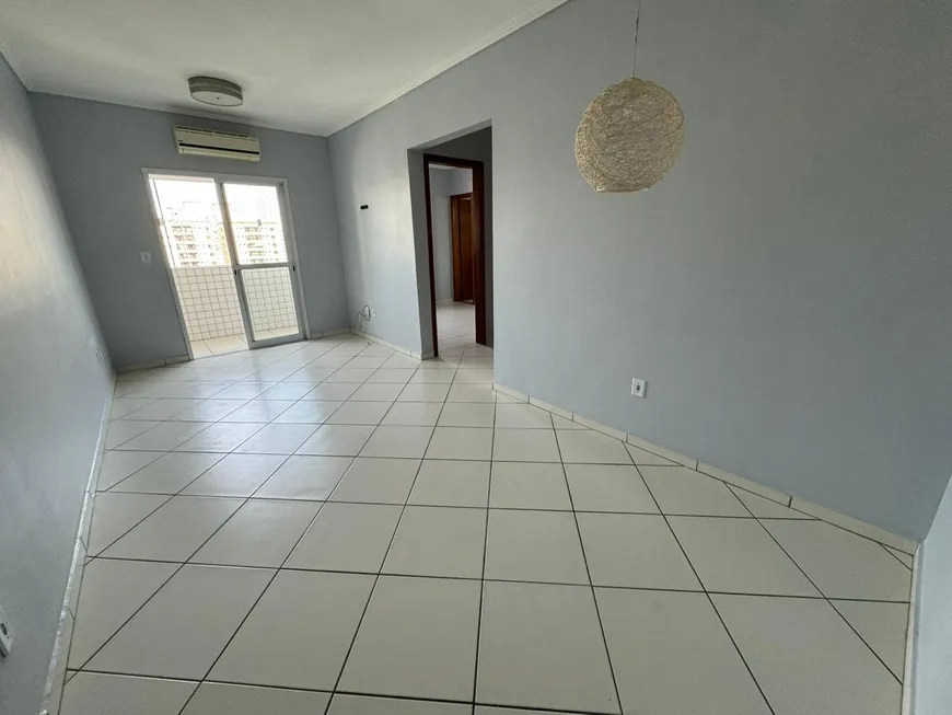 Foto 1 de Apartamento com 2 Quartos para venda ou aluguel, 65m² em Vila Guilhermina, Praia Grande