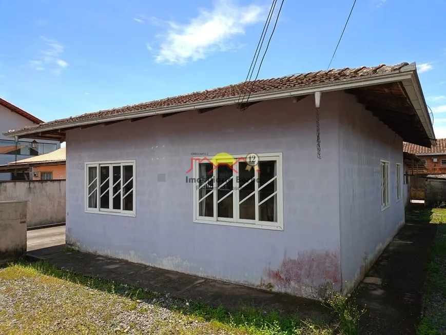 Foto 1 de Casa com 3 Quartos à venda, 186m² em Boehmerwald, Joinville