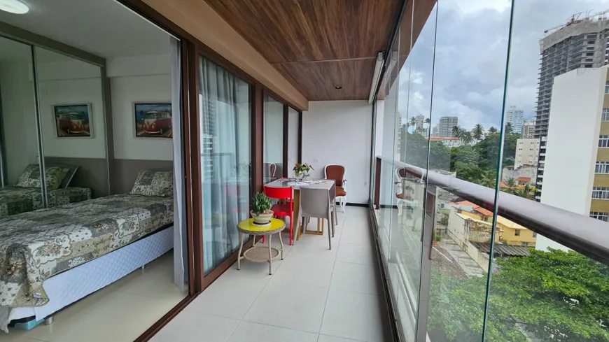 Foto 1 de Apartamento com 2 Quartos à venda, 67m² em Barra, Salvador