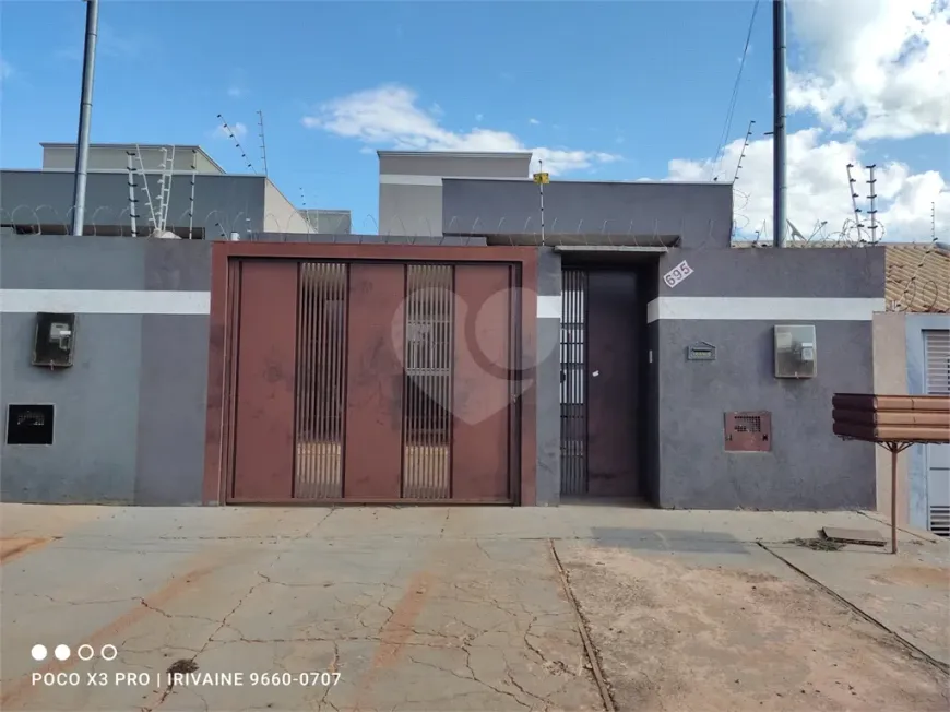 Foto 1 de Casa com 2 Quartos à venda, 72m² em Los Angeles, Campo Grande