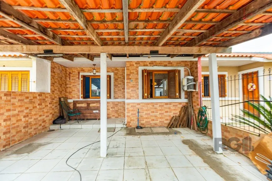 Foto 1 de Casa com 2 Quartos à venda, 45m² em Hípica, Porto Alegre