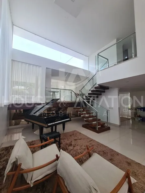 Foto 1 de Sobrado com 4 Quartos para alugar, 500m² em Residencial Aldeia do Vale, Goiânia