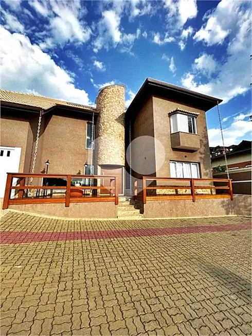 Foto 1 de Casa de Condomínio com 4 Quartos à venda, 521m² em Serra da Cantareira, Mairiporã