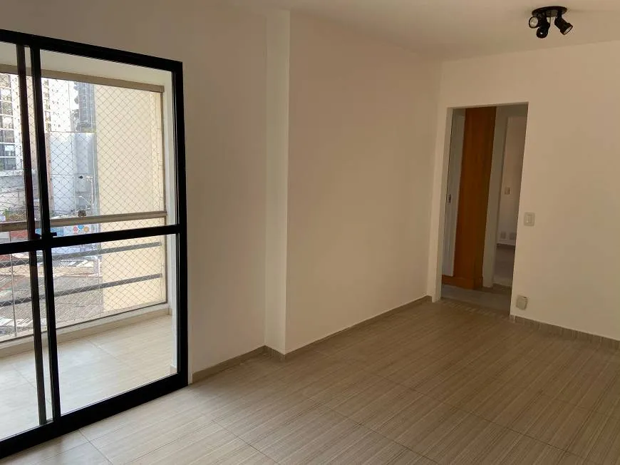 Foto 1 de Apartamento com 2 Quartos à venda, 65m² em Moema, São Paulo