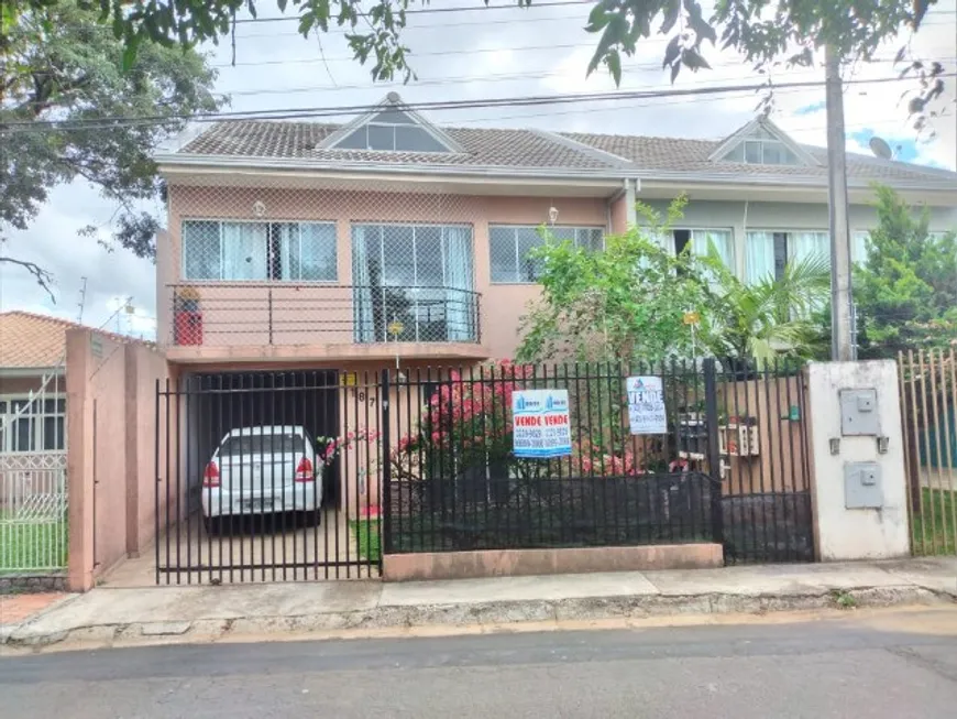 Foto 1 de Casa com 3 Quartos à venda, 160m² em Centro, Ponta Grossa
