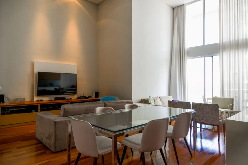 Foto 1 de Apartamento com 4 Quartos à venda, 191m² em Campo Belo, São Paulo